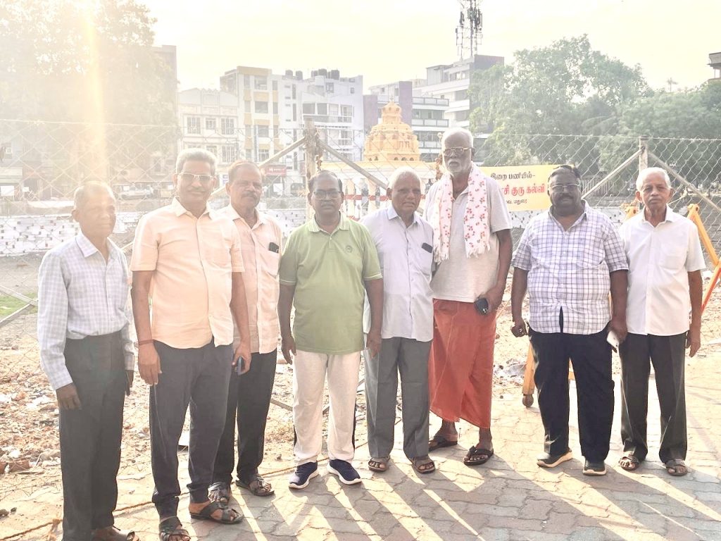 Visit to Perumal Theppakulam in Madurai District